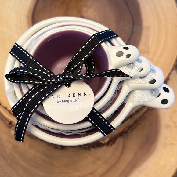 New Rae Dunn measuring cups with ghost handles - Picture 2 of 2